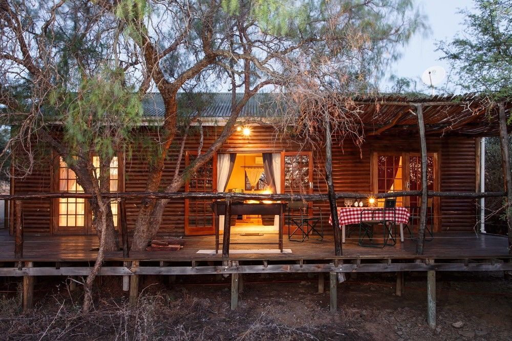 Chandelier Game Lodge Oudtshoorn Exterior photo